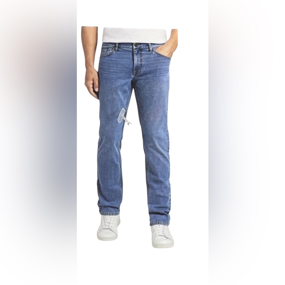 Izod Men's Straight Fit Blue Jeans. NWT / Sz.32X29